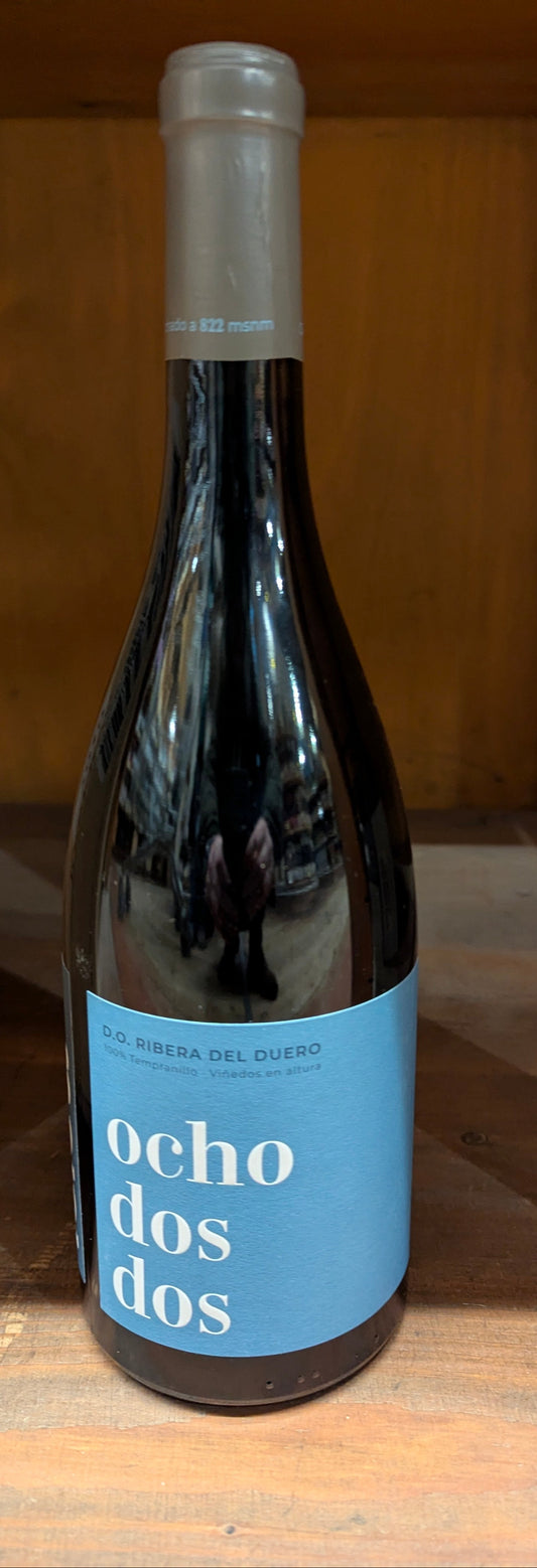 Ocho dos dos red, 2022 0.75l 14.5%alc.